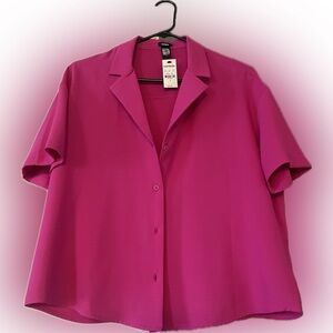 NWT never worn Express, size small but fits like a medium, very soft material